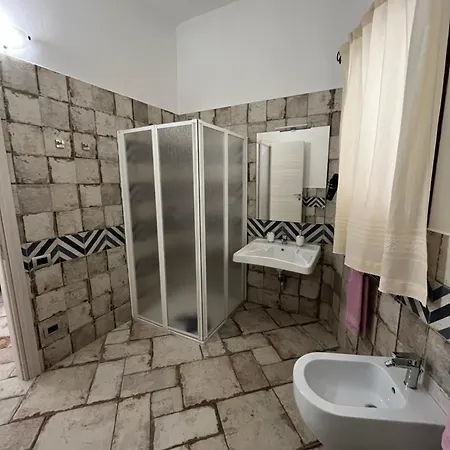 Il Mandorlo Bed & Breakfast *