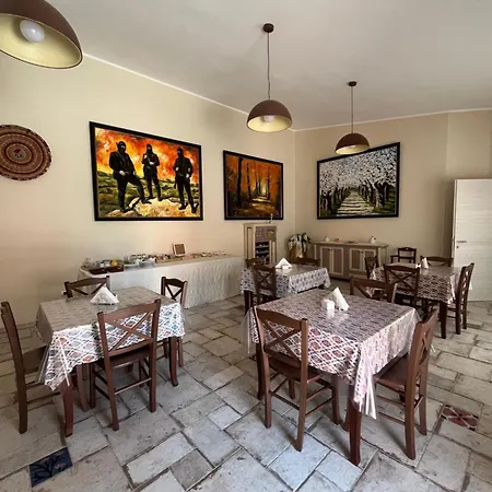 Il Mandorlo לינה וארוחת בוקר