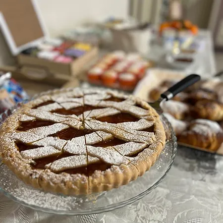 לינה וארוחת בוקר Il Mandorlo 3*