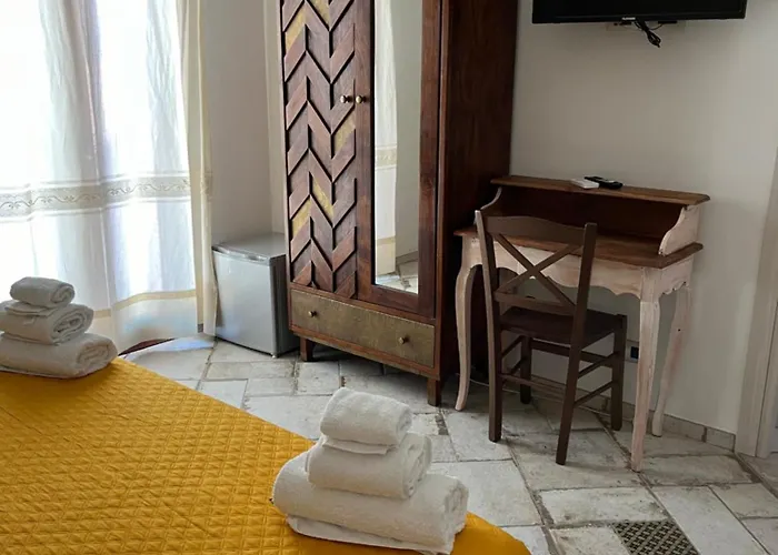 Il Mandorlo Couette-café San Vito (Sardinia)